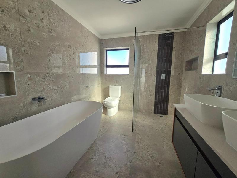 3 Bedroom Property for Sale in Britannia Bay Western Cape